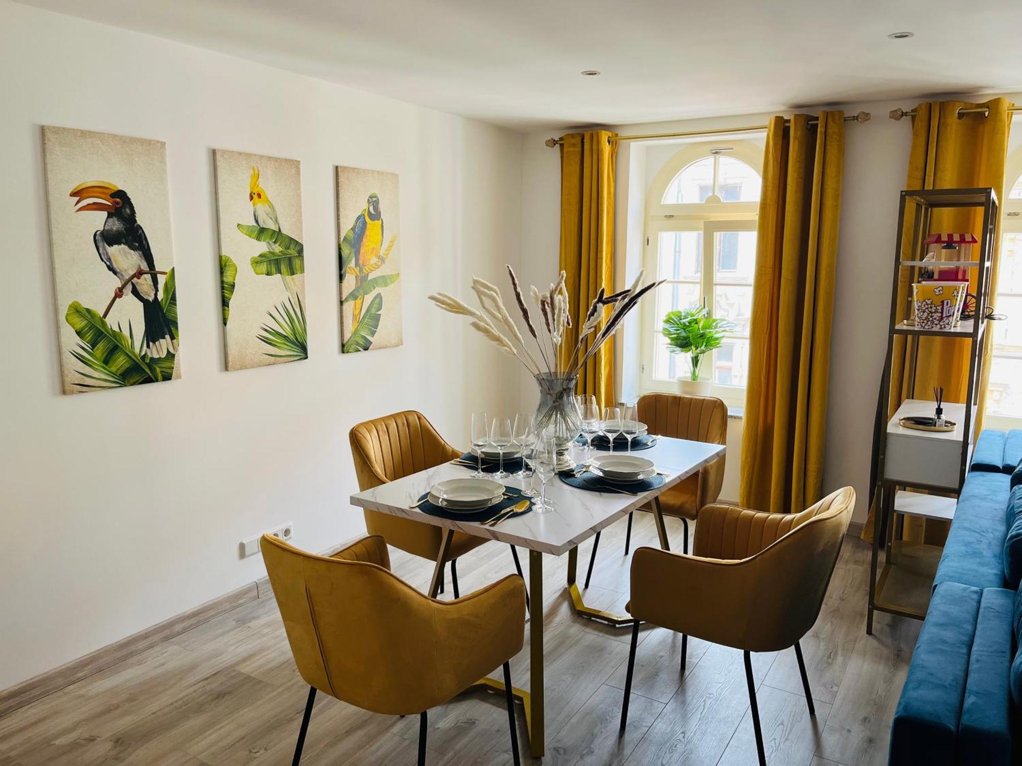 Filmap-Charmant-Modern-Zentral-Balkon-Beamer-Spieletisch Görlitz Extérieur photo