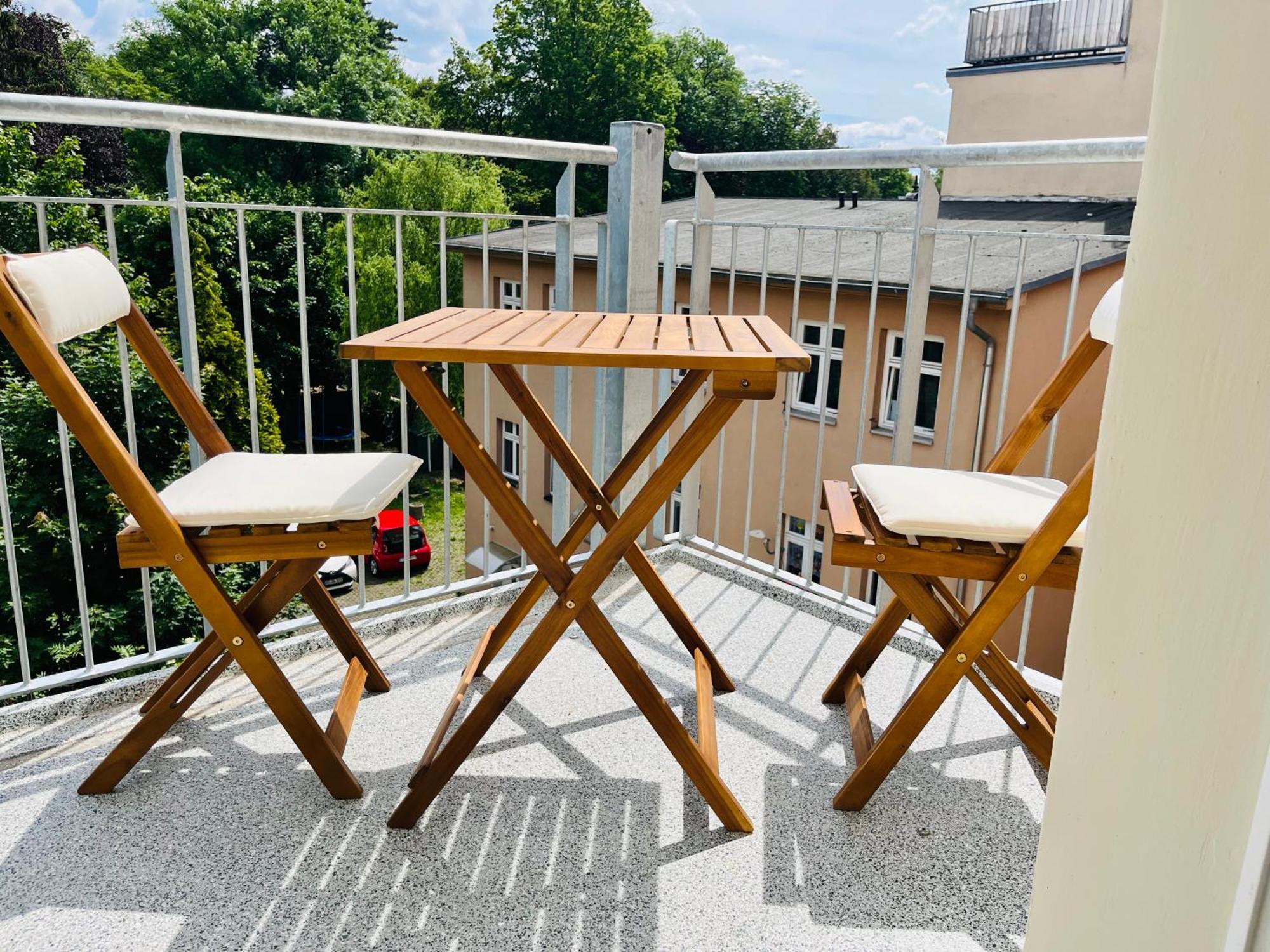 Filmap-Charmant-Modern-Zentral-Balkon-Beamer-Spieletisch Görlitz Extérieur photo